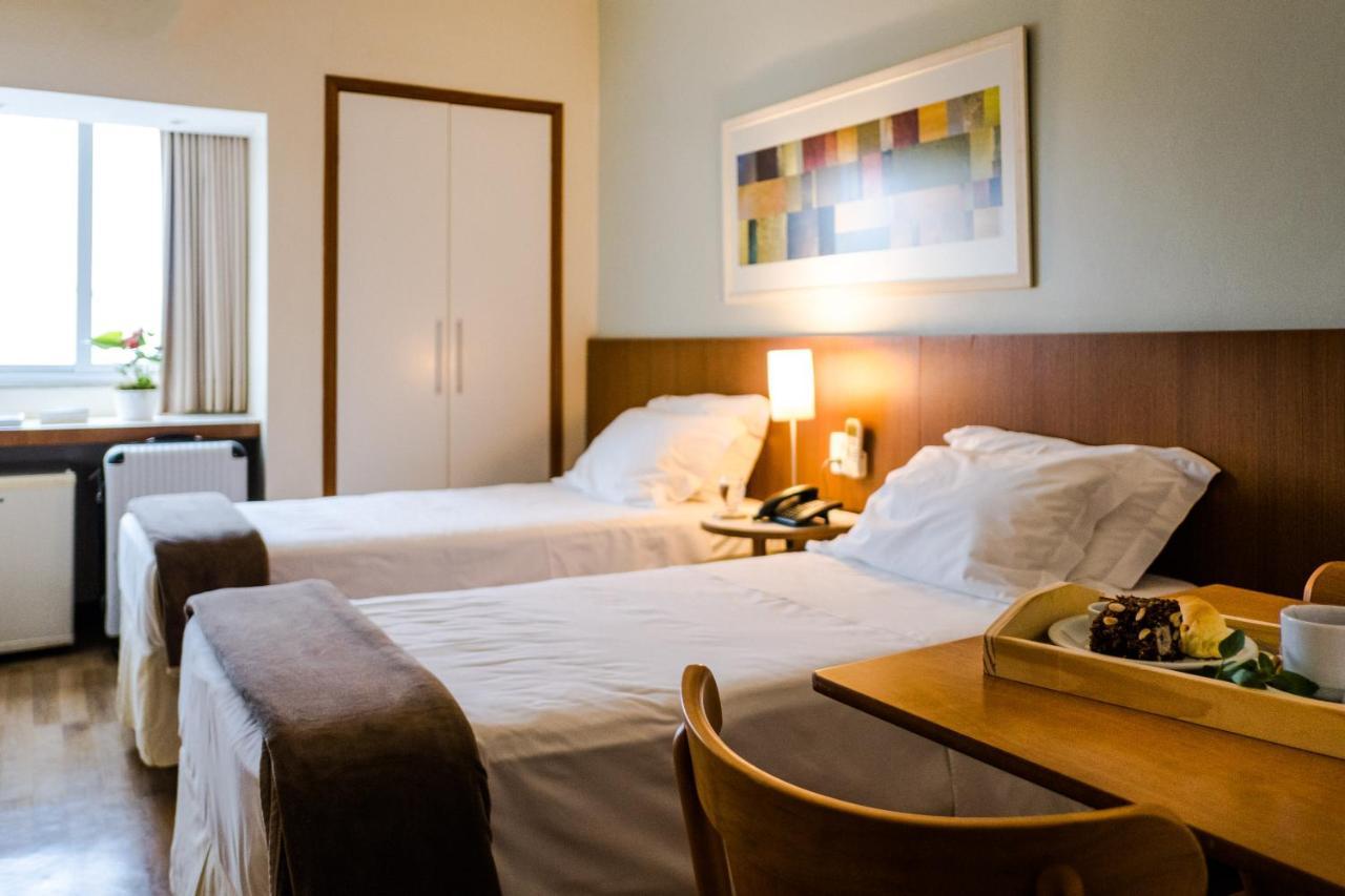 Vitoria Regia 3* Bauru