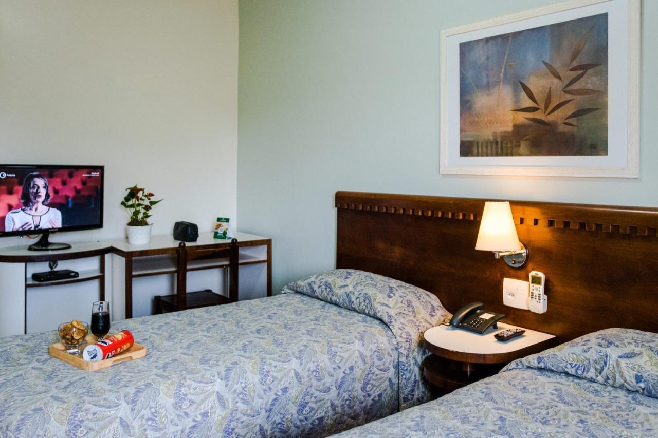 Vitoria Regia 3* Bauru